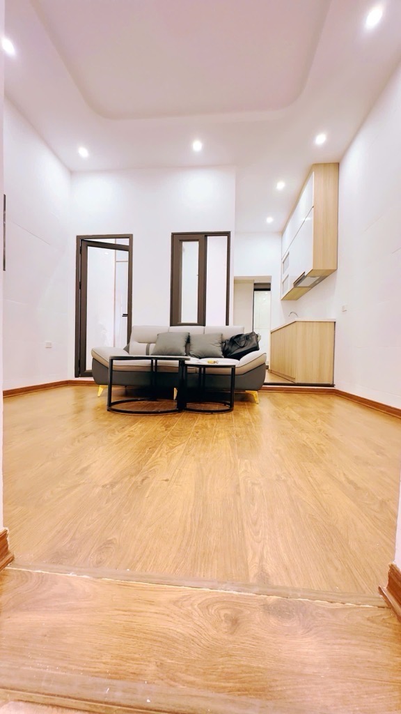 CH LÊ GIA ĐỊNH - GẦN HỒ HAI BÀ - VỊ TRÍ ĐẮC ĐỊA - LÔ GÓC - THOÁNG SÁNG - SD 60M2 - NHỈNH 2TỶ